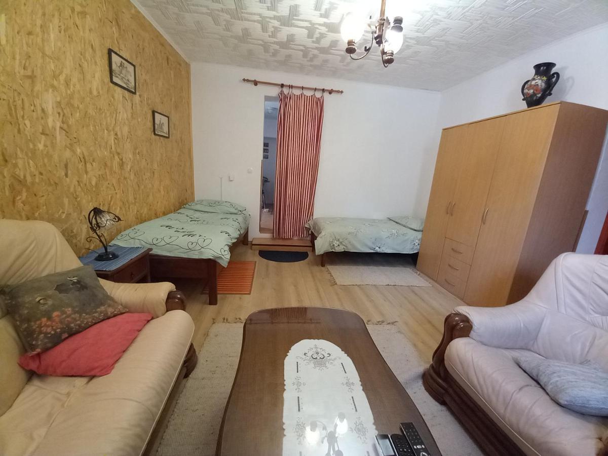 Apartma Boka Apartment โบเว็ก ภายนอก รูปภาพ